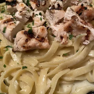 Fettuccine Alfredo