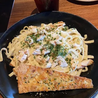 Fettuccine Alfredo Meal