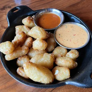 Cheddar Cheese Curds