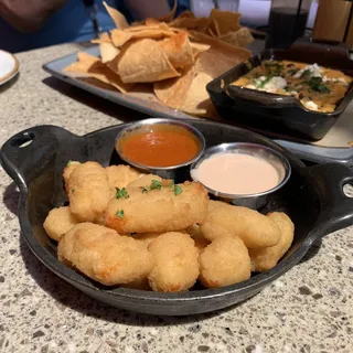 Cheddar Cheese Curds