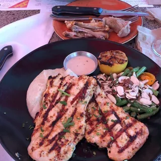 BBQ Ranch Bacon Burger*