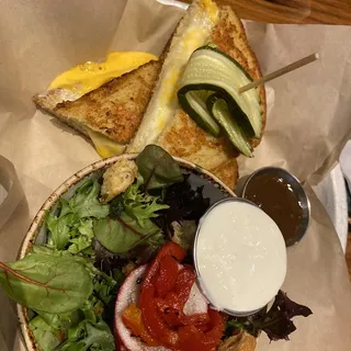 Grilled 5 Cheese Sandwich