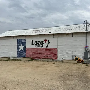 The front entry from the main road.