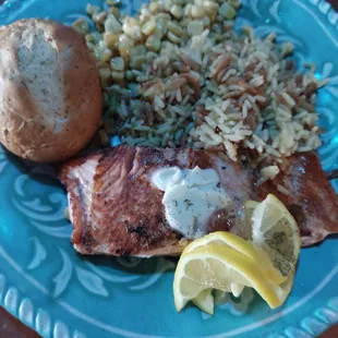 Samoan with Rice and a dinner roll