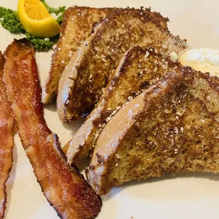 bacon, eggs, and toast