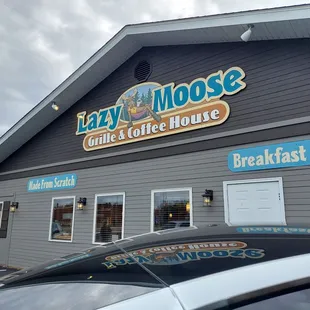 the outside of the restaurant