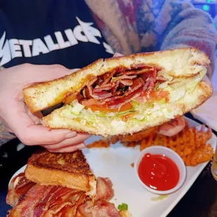 BLT