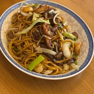 Beef Chow Mein (Beef)