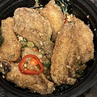 Lazy Susan Chicken Wings