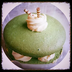 Irish Cream Macaroon