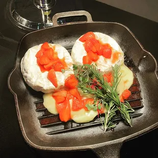 Melted Brie Cheese with Balsamic Strawberries