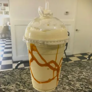 caramel vanilla shake