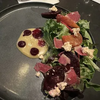 ROASTED BEET SALAD