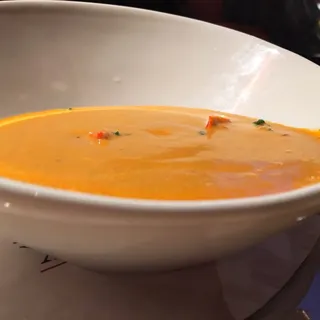MAINE LOBSTER BISQUE