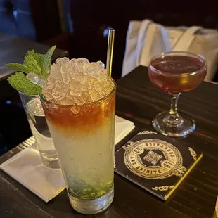 Queens park swizzle and Manhattan