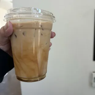Caramel iced latte
