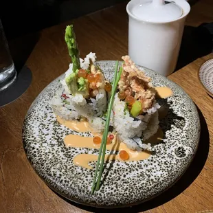 Soft shell crab roll (meh)