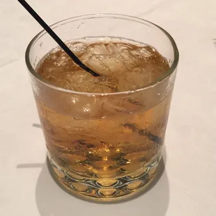 Makers Mark and Ginger Ale.  Yes the world is looking better now.