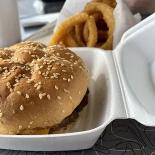 Cheeseburger and Onion Rings