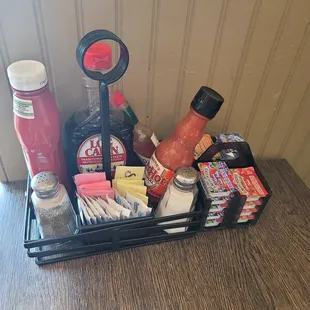 just a hint about the taste of the food here. this is pretty much EVERYTHING u need for an awesome meal.