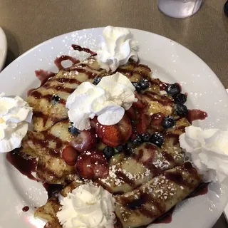 Breakfast Very Berry Crepe