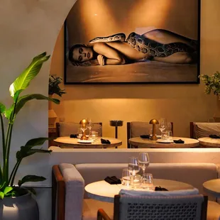 a table and chairs in a restaurant