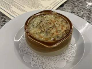 Le Bistro