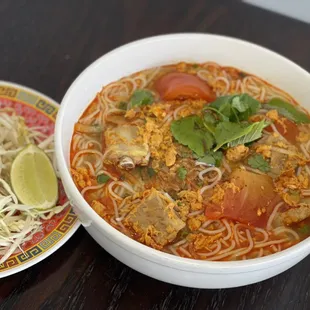 Bún Riêu