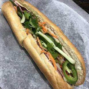 Combination banh mi