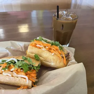 Bun mi Thit Noung and Cafe Sua Da
