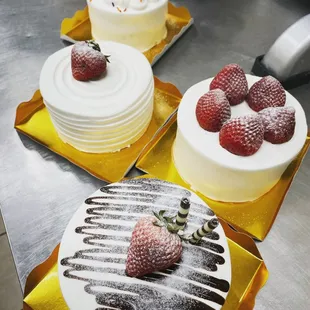 Mini fresh cream cake