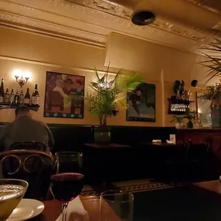 sushi and sashimi, interior