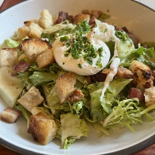 Salade Lyonnaise