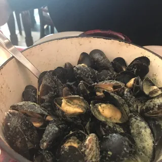 Les Moules Marinières Pommes Frites Comme à Bruxelles