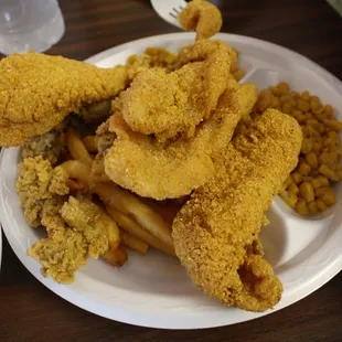 Proving my childhood theory that meals made up solely of yellow and off-white foods taste the best.