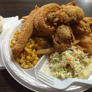 chicken wings, chicken wings and fried chicken, bbq chicken, fried chicken, chicken, fried chicken wings, poultry, bbq wings, food