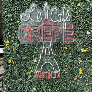 Outside of Le Cafe Crepe.