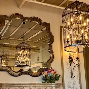 Told ya, it's pretty in here