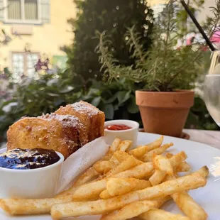 Monte Cristo Sandwich