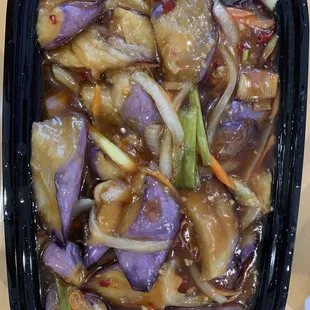 Taiwan Eggplant with Garlic Sauce