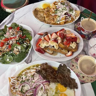 Chilaquiles Rojos (SPICY)