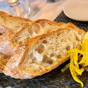 Bread with roasted fennel &amp; carrot butter and turmeric-pickled onions