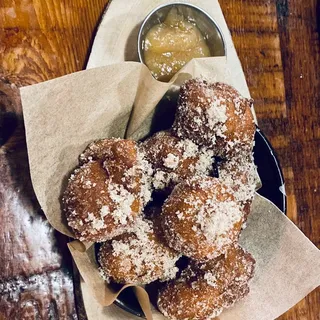 Le Coin's World Famous Apple Fritters