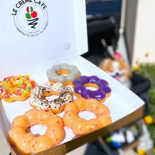 COVID TAKEOUT: Mochi Donuts - Strawberry (2), Cookies &apos;N Cream, Ube, Black Sesame, Fruity Pebbles | $2 each
