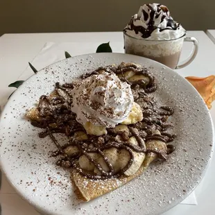 Nutty Monkey Crepe, Hot Chocolate