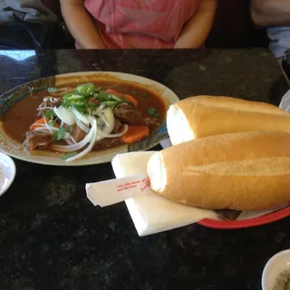 6. Mi Bo Kho