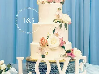 T & 5 Bakery Cafe