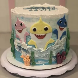 a baby shark cake