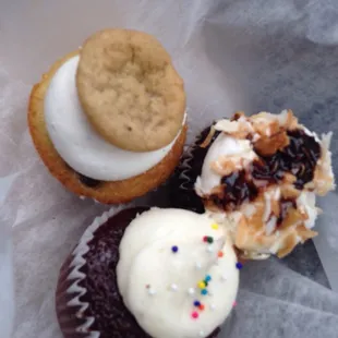 Samoas, Red Velvet, and Cookie cupcake!