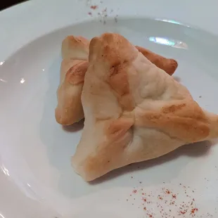 The spinach pie was nicely flavored and fragrant. It was wrapped in puffy crust rather than phyllo.